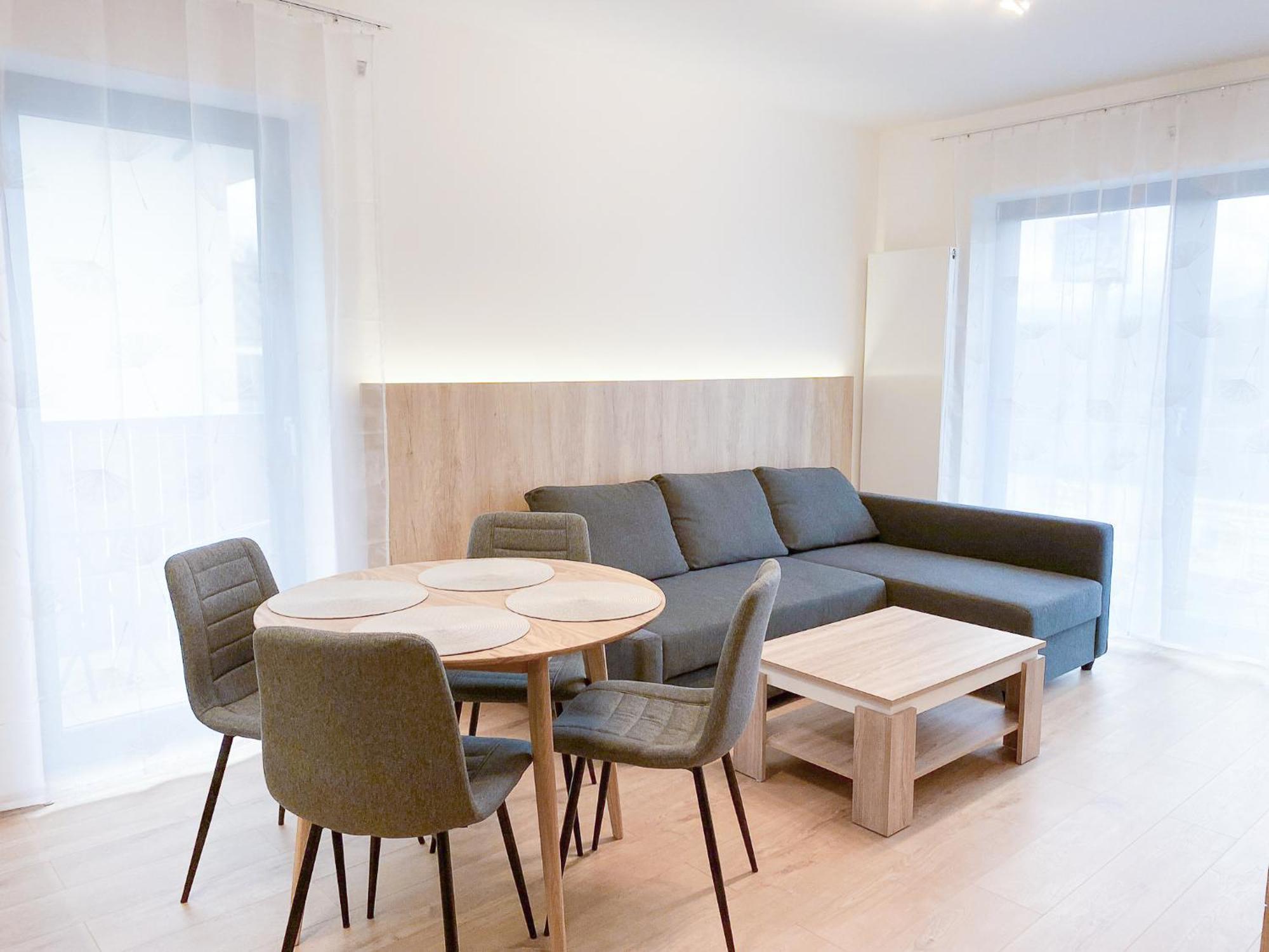 Riverfront Apartment Bešeňová Екстериор снимка